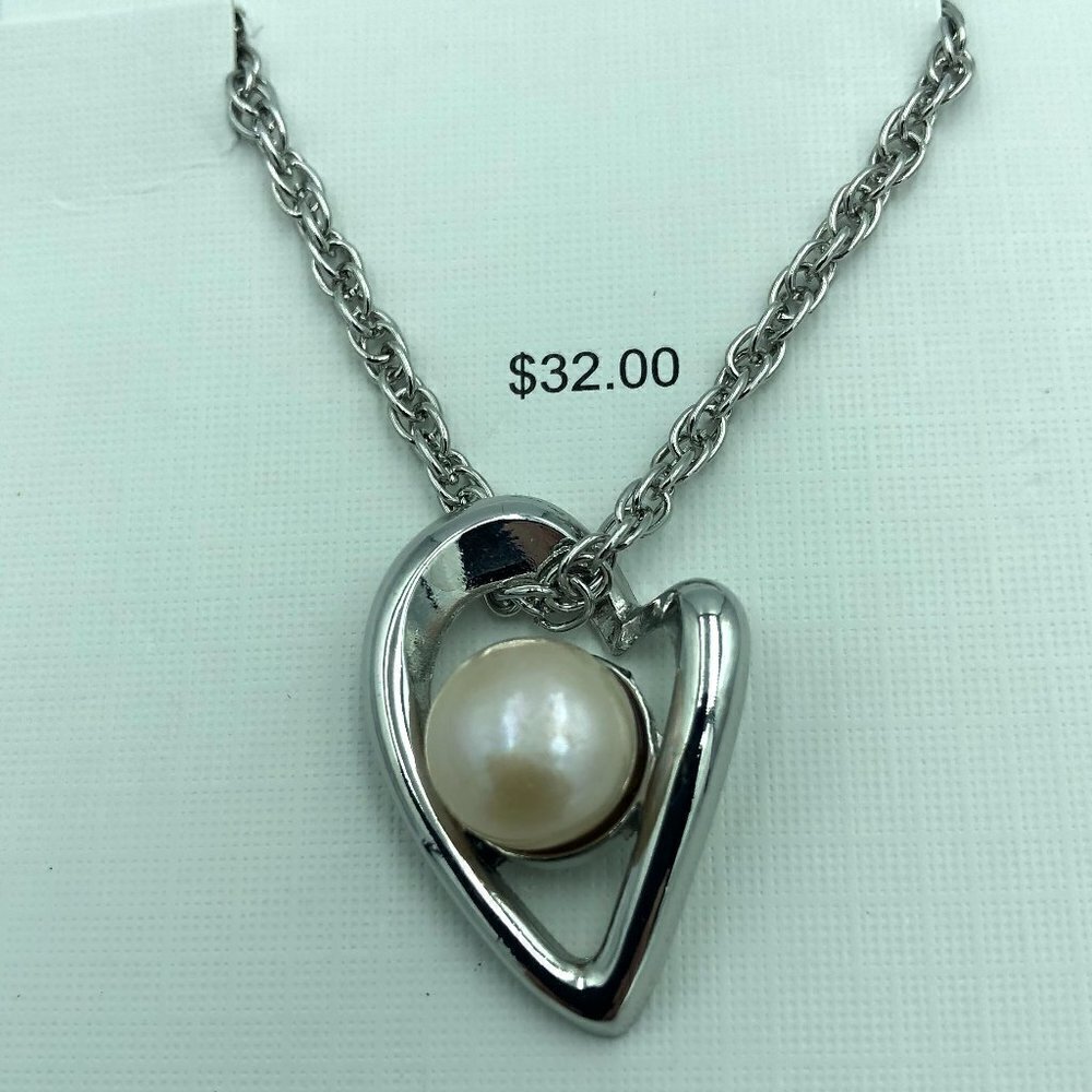 Pearl Necklace